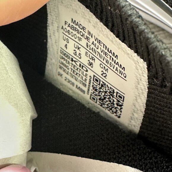 Converse CTAS Shoreline Knit Youth size 4/Women's 5.5 Black White Slip On Shoes - Picture 8 of 8